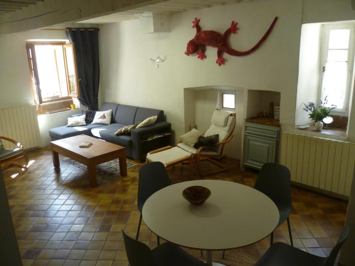 Une Maison Dans Le Village Ribiers Εξωτερικό φωτογραφία